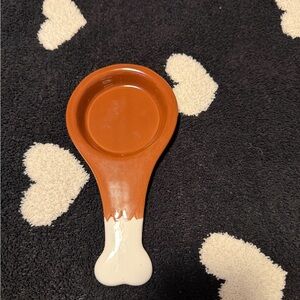 Turkey Leg Brown and White Bone-Shaped Spoon Rest